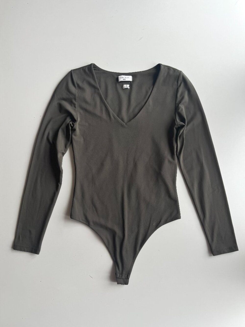 ARITZIA Fixture Contour Dark Olive Jersey V-Neck Long Sleeve Bodysuit, Size M